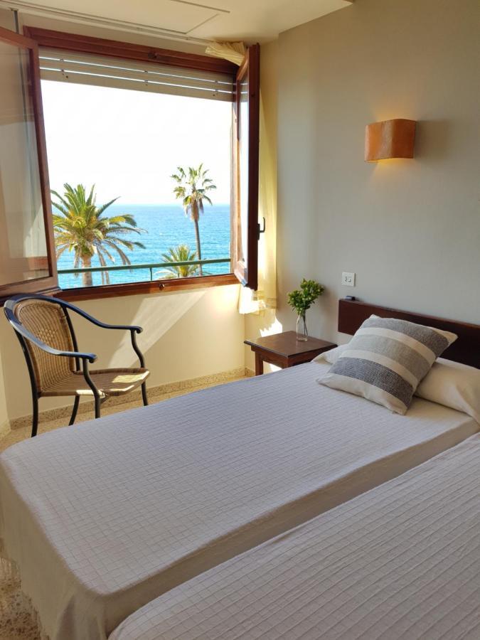 Hotel Maeva ,1 Star B&B Льорет-де-Мар Экстерьер фото